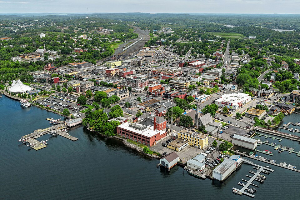 Aerial view of downtown Kenora, Ontario, in August 2026; this photograph illustrates the community, not a clock-change event.